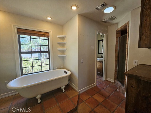 Building Photo - 22530 Rolling Meadows Dr