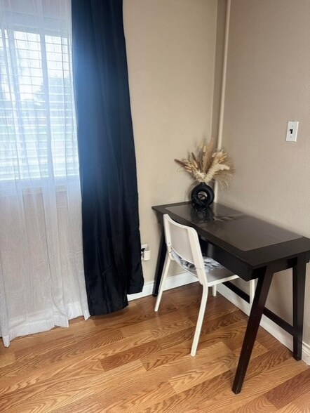 Building Photo - 3651 Steele St