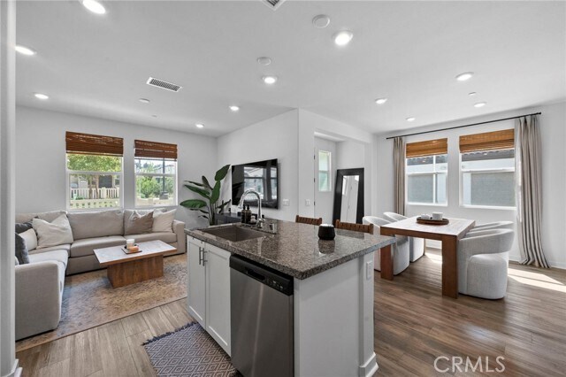 Building Photo - 3959 Lavine Wy