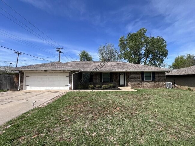 Building Photo - 2437 NW 112th St