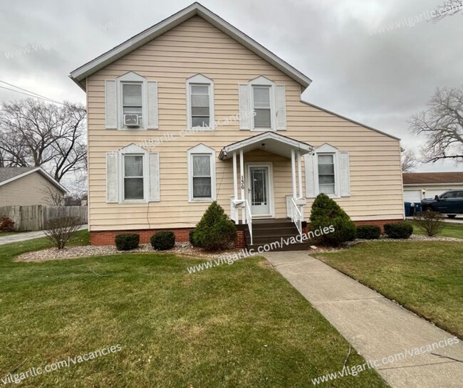 Building Photo - 136 Matteson St