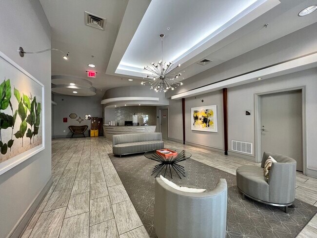 Building Photo - 3600 S Glebe Rd