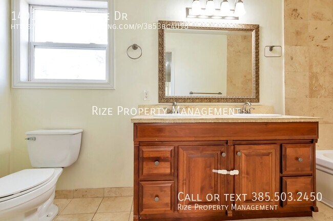 Building Photo - 1401 Valley Ridge Dr