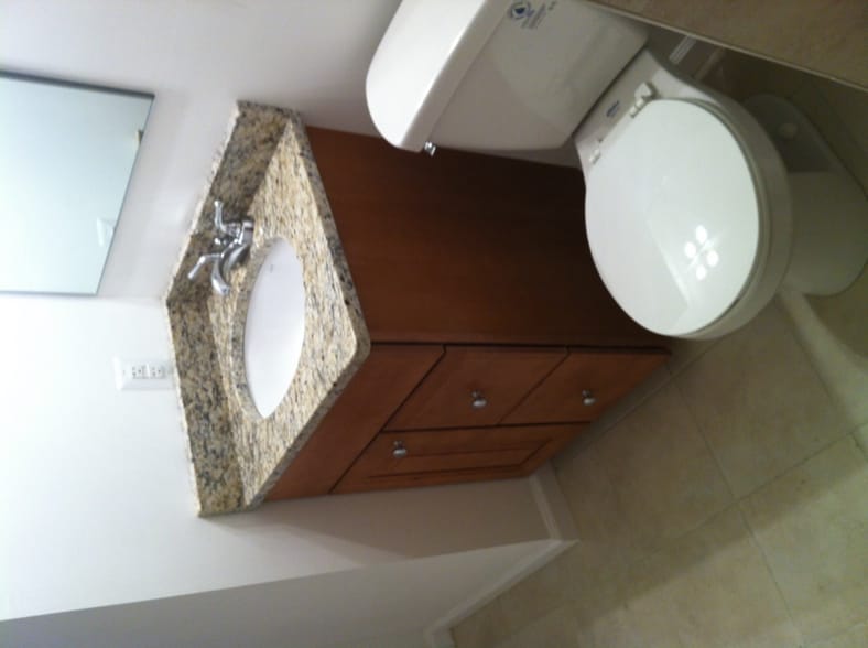 Building Photo - 1629 L St NE