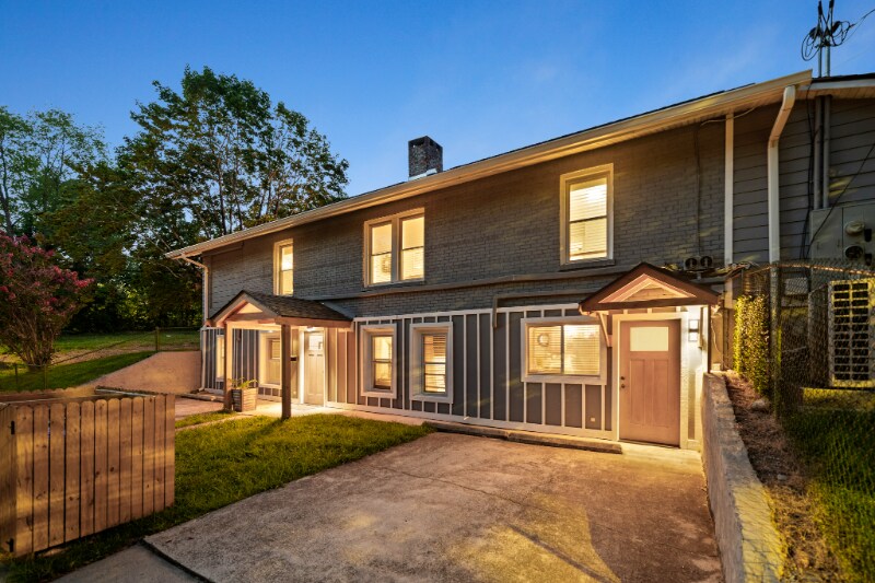 Building Photo - 26 Hanover St