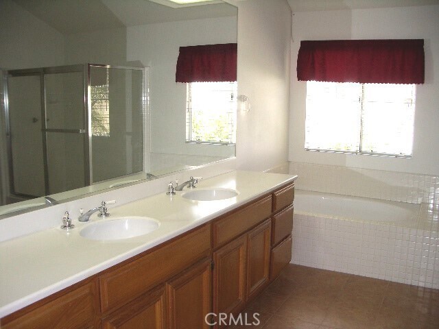 Building Photo - 13411 Portal