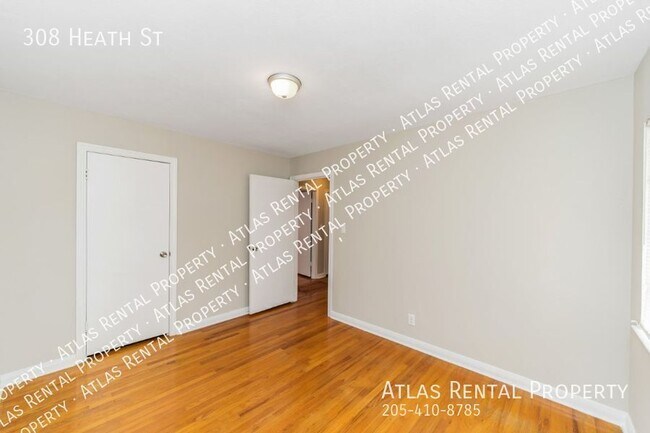 Building Photo - 308 Heath St