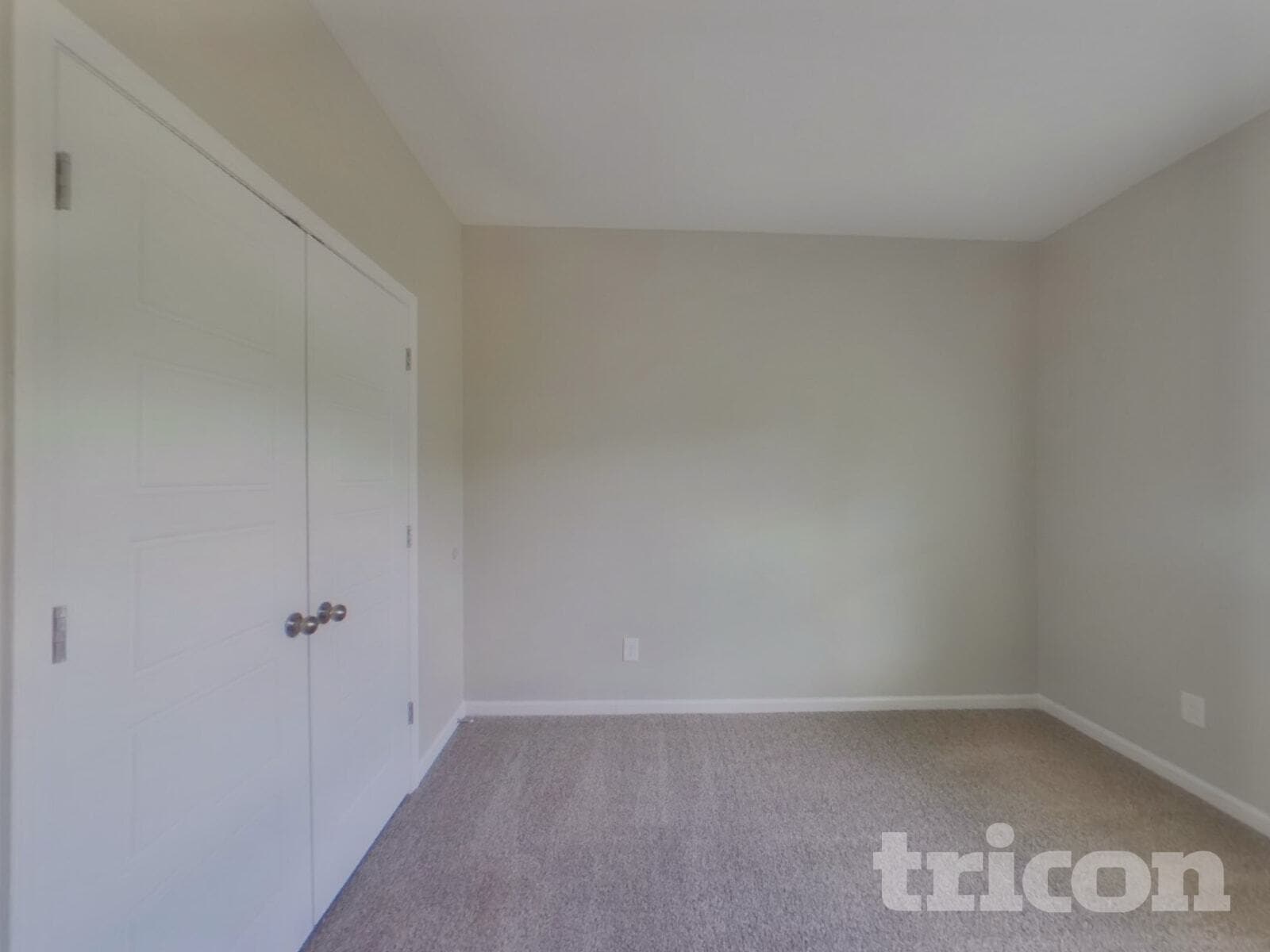 Building Photo - 817 Ellyson Dr
