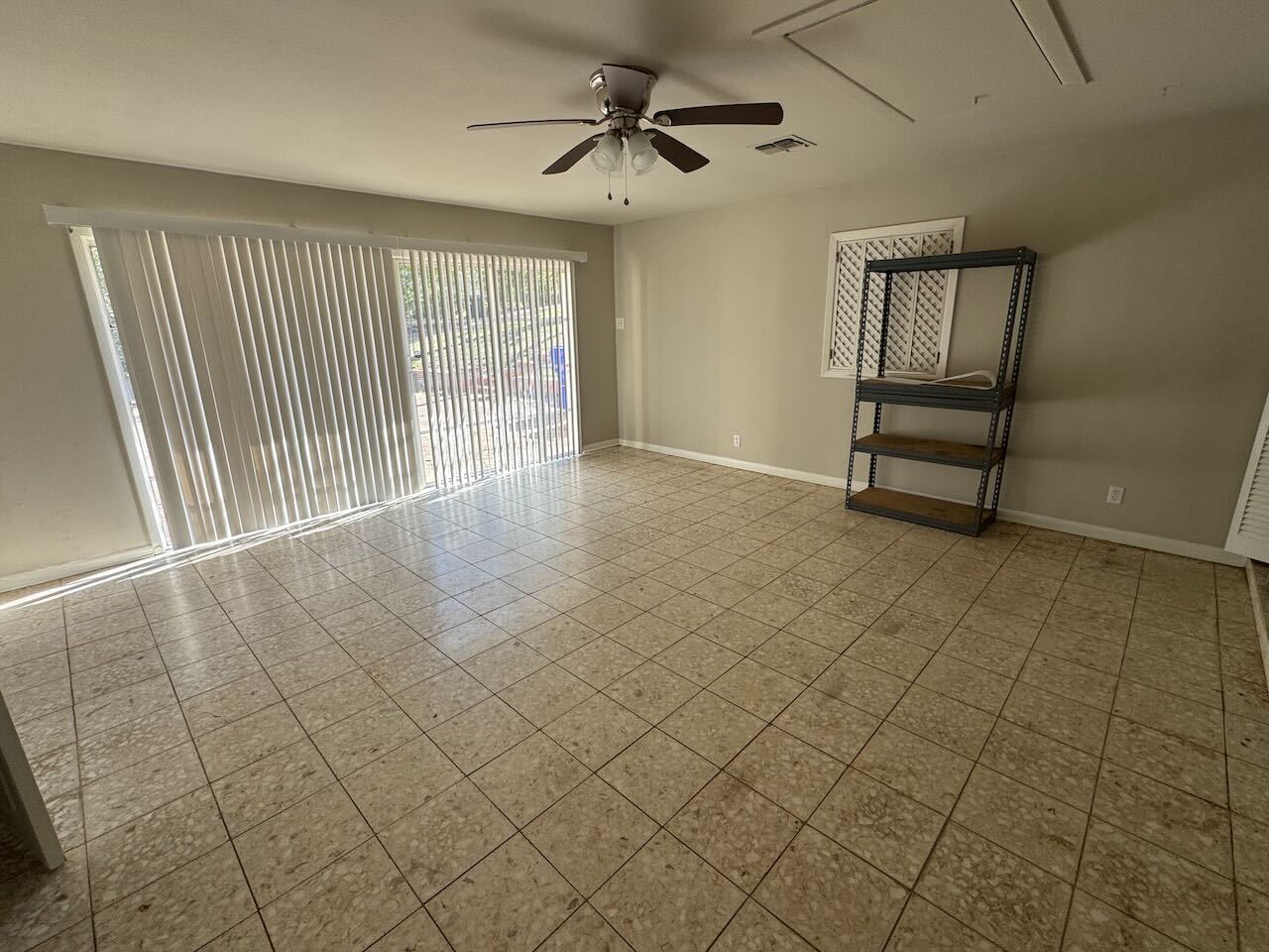 Building Photo - 2727 Lindsey Hollow Rd