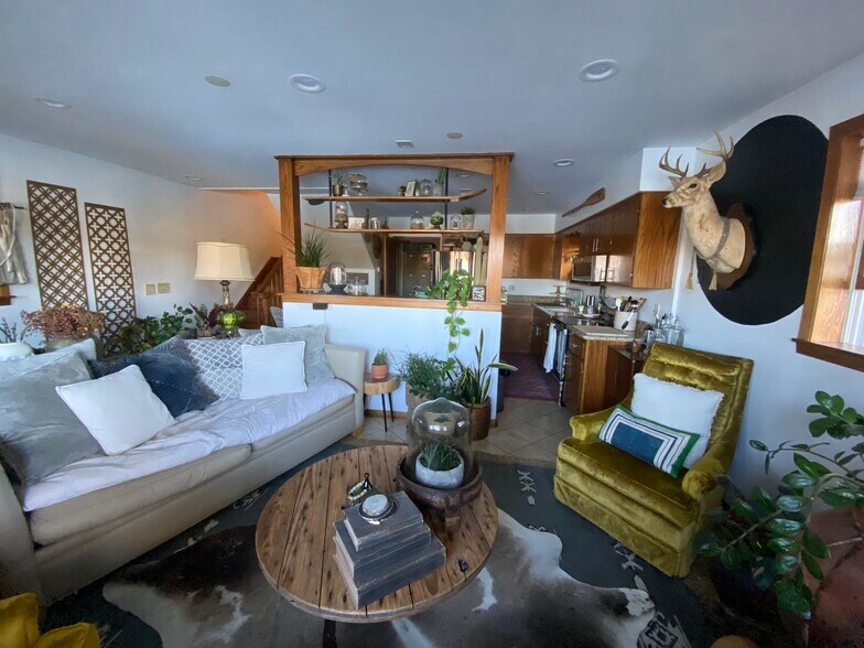 Building Photo - W342N4898 W Lindy Ln