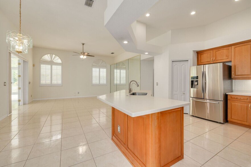 Building Photo - 3713 Siena Ln