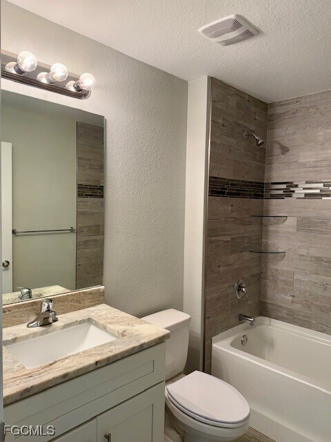 Building Photo - 606 NE 16th Terrace