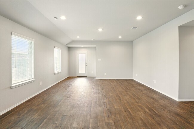 Building Photo - 21402 Wimborne Glen Wy