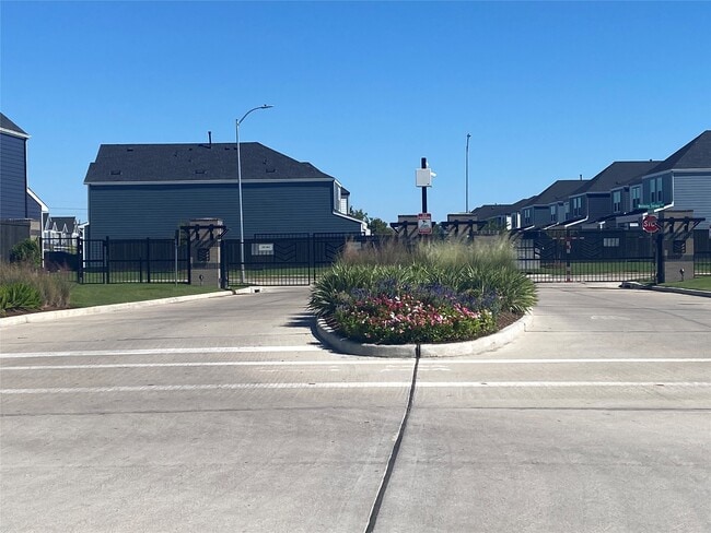 Building Photo - 10519 Hadley Pk Trl