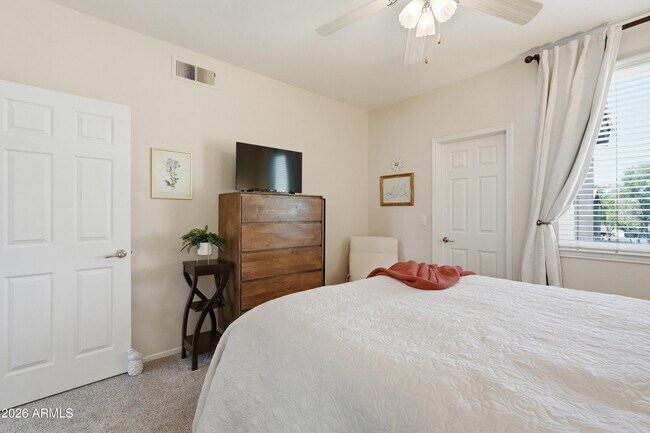 Building Photo - 7009 E Acoma Dr