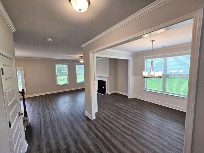 Building Photo - 3856 Lockaby Way
