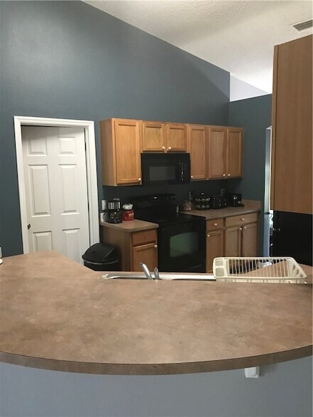 Building Photo - 1507 Ocean Cove St