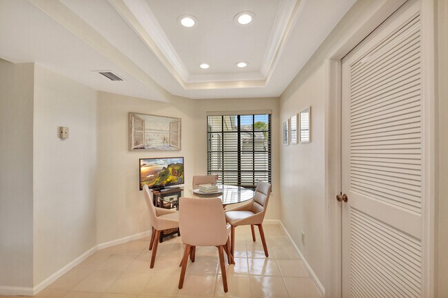 Building Photo - 15814 Loch Maree Ln