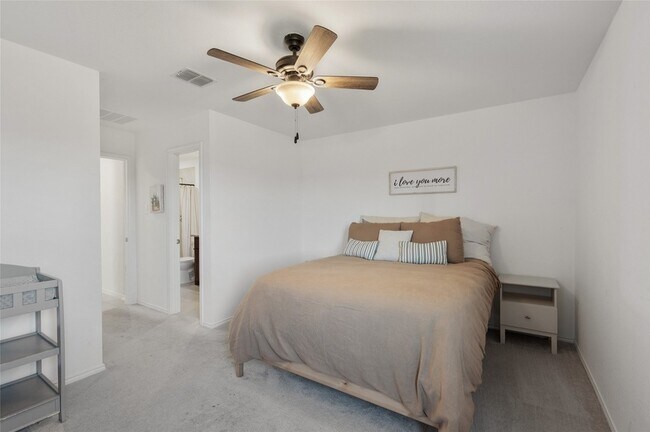 Building Photo - 6611 Coulter Dr