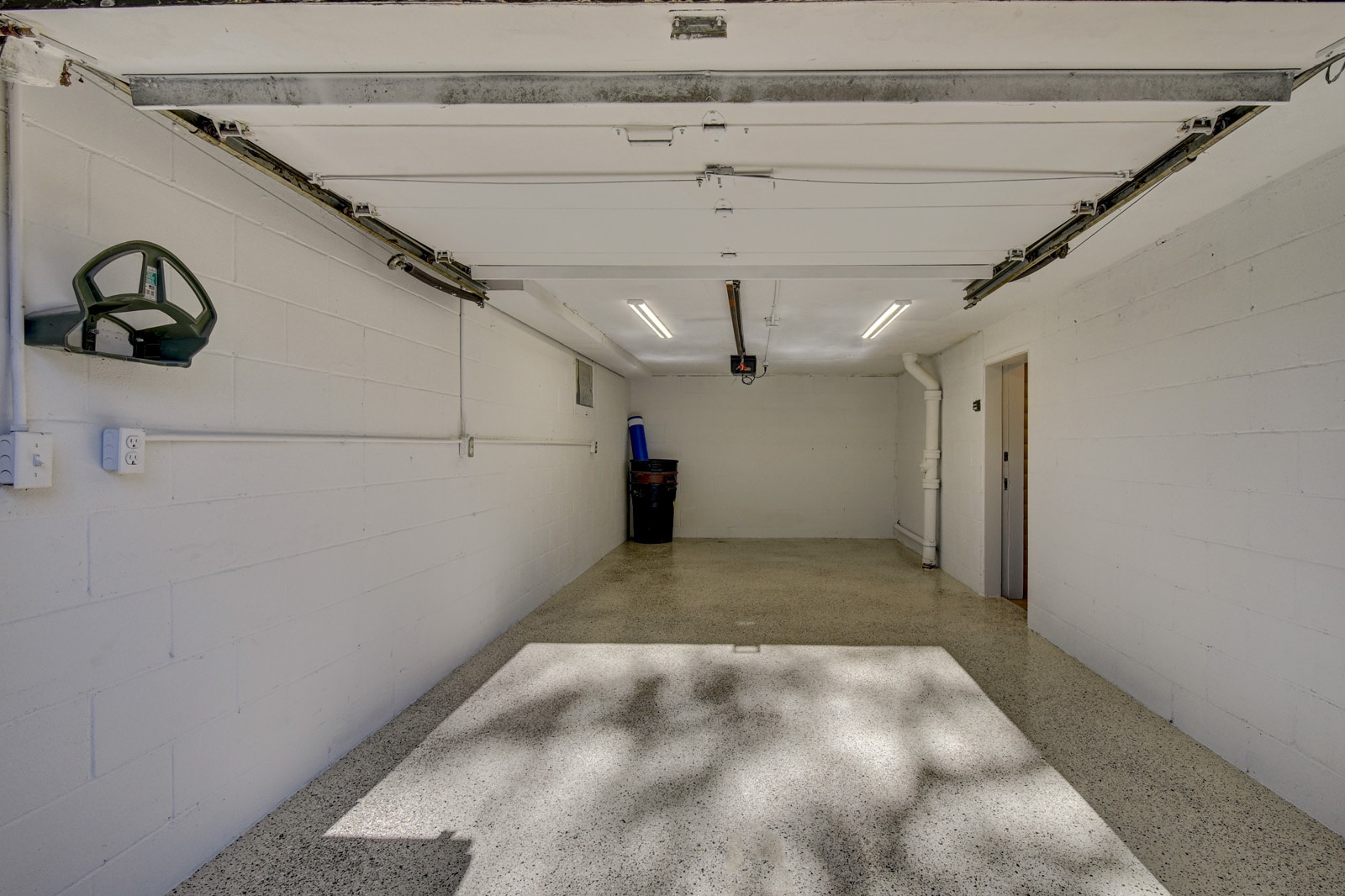 Building Photo - 5210 Rees St