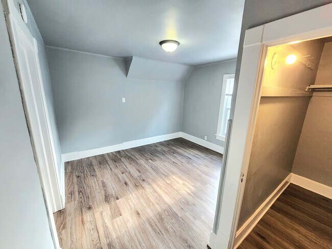 Building Photo - 13th Street Duplex
