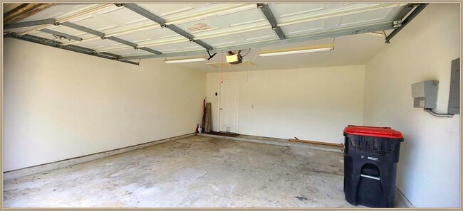 Building Photo - 9602 Meadowchase Ct