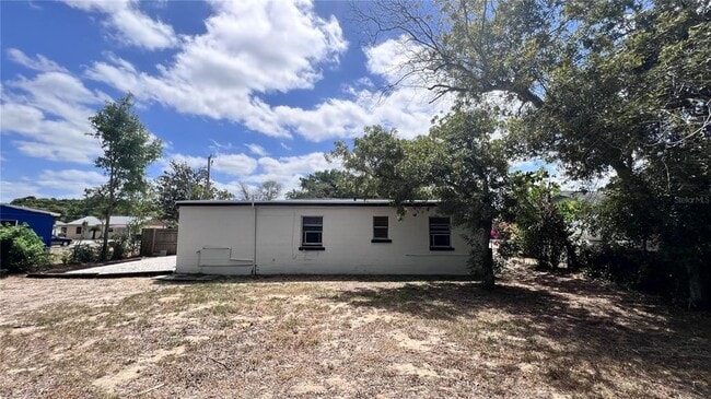 Building Photo - 1316 Donna Ave