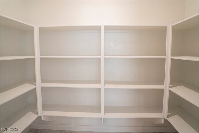 Building Photo - 4153 Rancho Crossing St