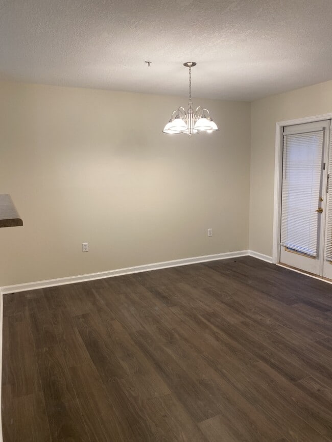 Building Photo - 343 Crooked Pine Trail