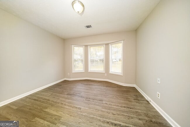 Building Photo - 5951 Old Wellborn Trce