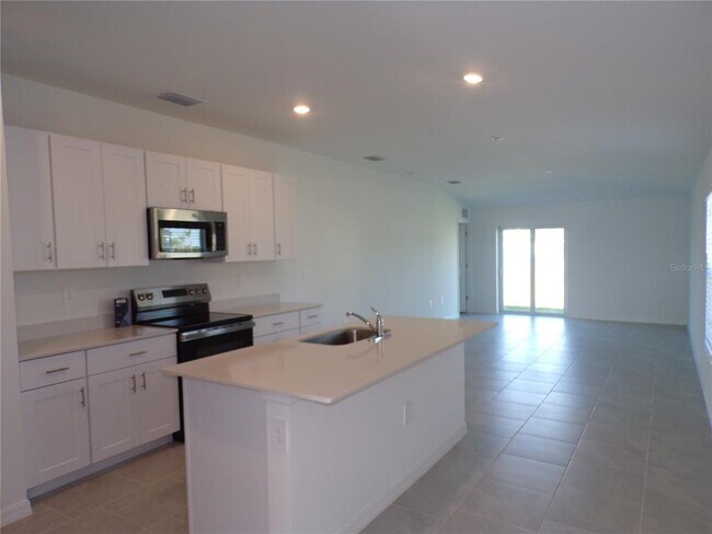 Building Photo - 26635 Jasper Wy