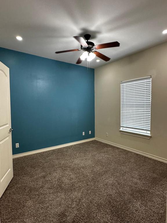 Building Photo - 3443 S Midtown Cir St