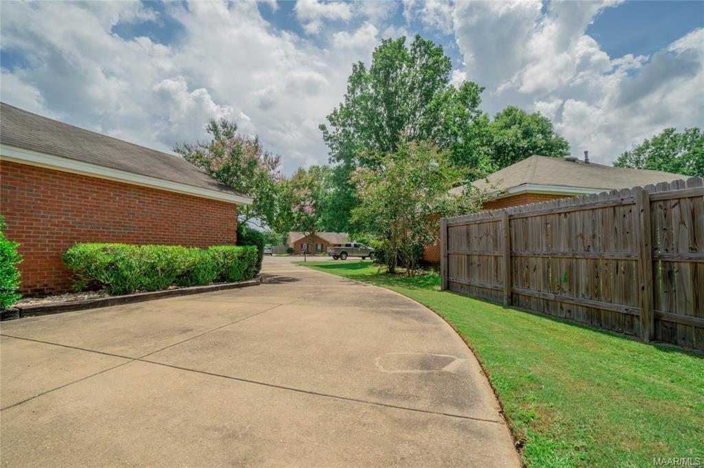 Building Photo - 515 Bridlebrook Ct