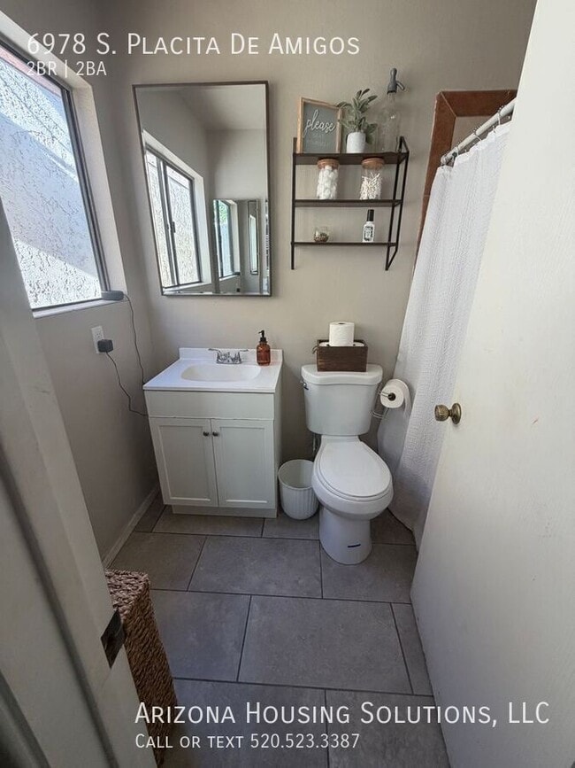 Building Photo - 6978 Placita De Amigos