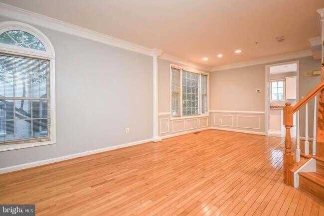 Building Photo - 1303 Cameron Hill Ct