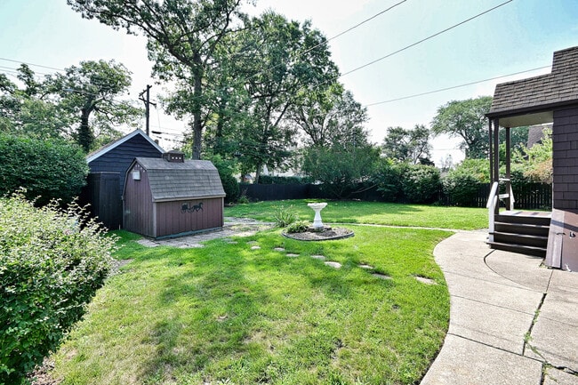 Building Photo - 2147 N 78th Ave