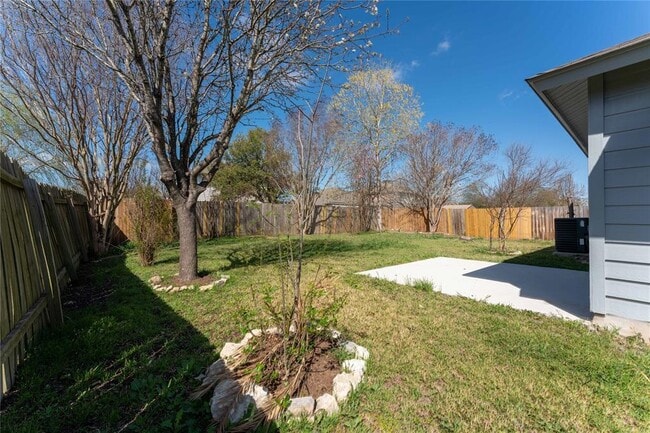 Building Photo - 315 Bello Dr