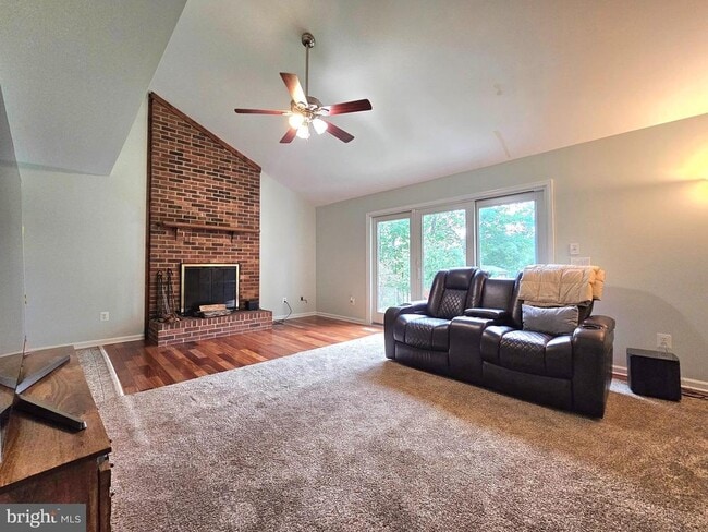 Building Photo - 3803 Aquia Dr