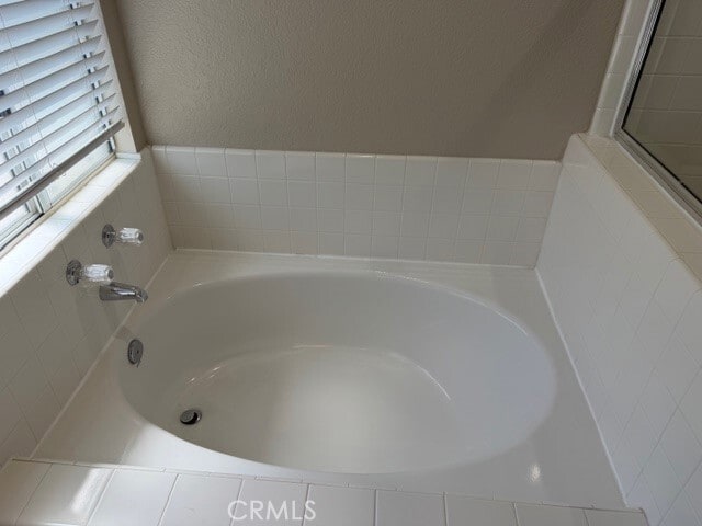 Building Photo - 40198 Tanager Cir