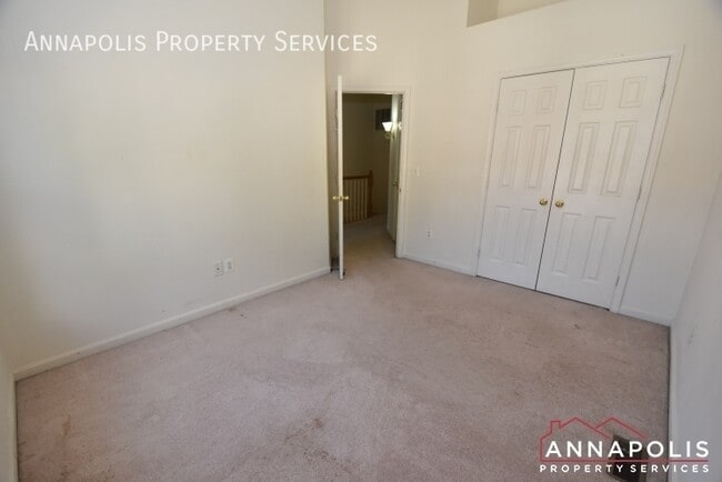 Building Photo - 1402 Peregrine Path
