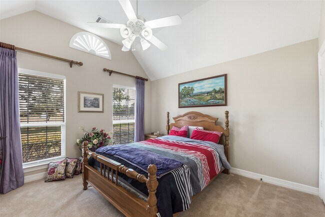 Building Photo - 30062 N Fulshear Dr