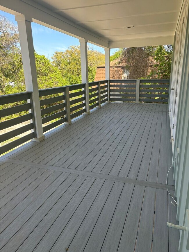 Building Photo - Coastal Retreat