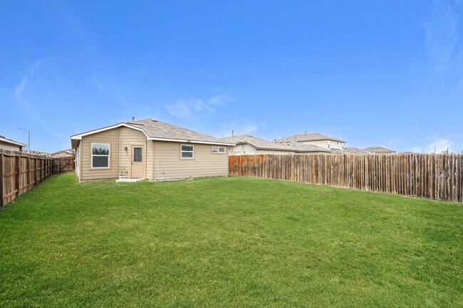 Building Photo - 3 BR/2BA | Single Family Home | In San Antonio!
