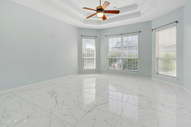 Building Photo - 429 Sea Spray Ln