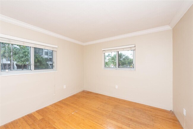 Building Photo - 201 Galen Dr