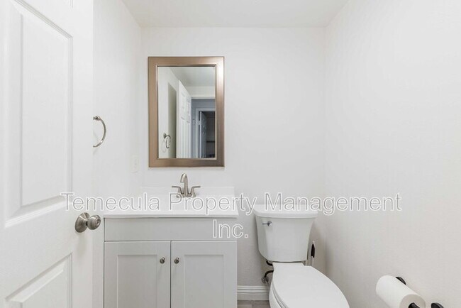 Building Photo - 45333 Corte Progreso