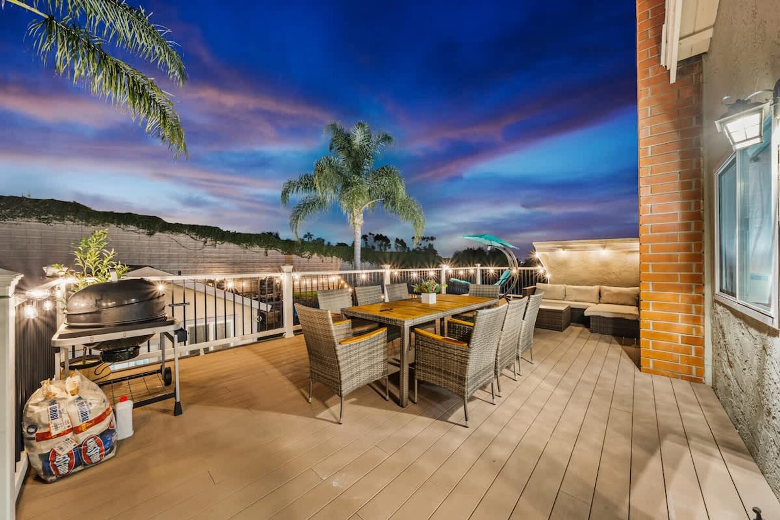 Building Photo - 13075 Old West Ave