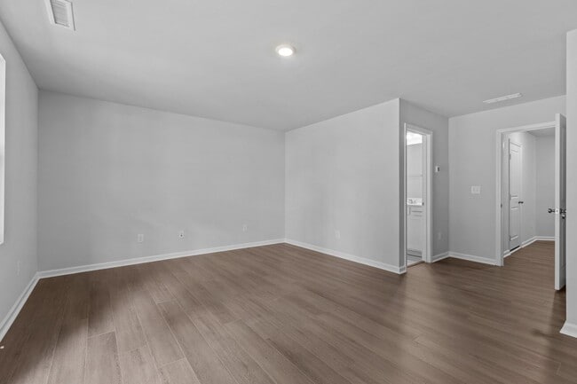 Building Photo - Gorgeous New Construction! Updated Kitchen...