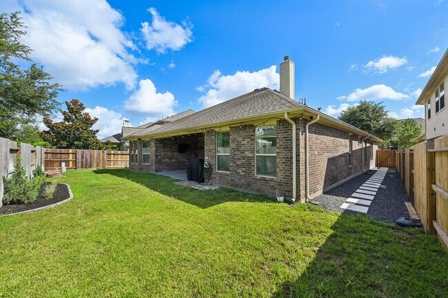 Building Photo - 28623 Hunters Shore Dr