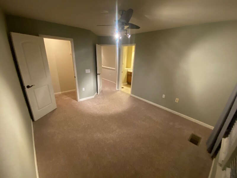 Building Photo - 13516 Via Varra